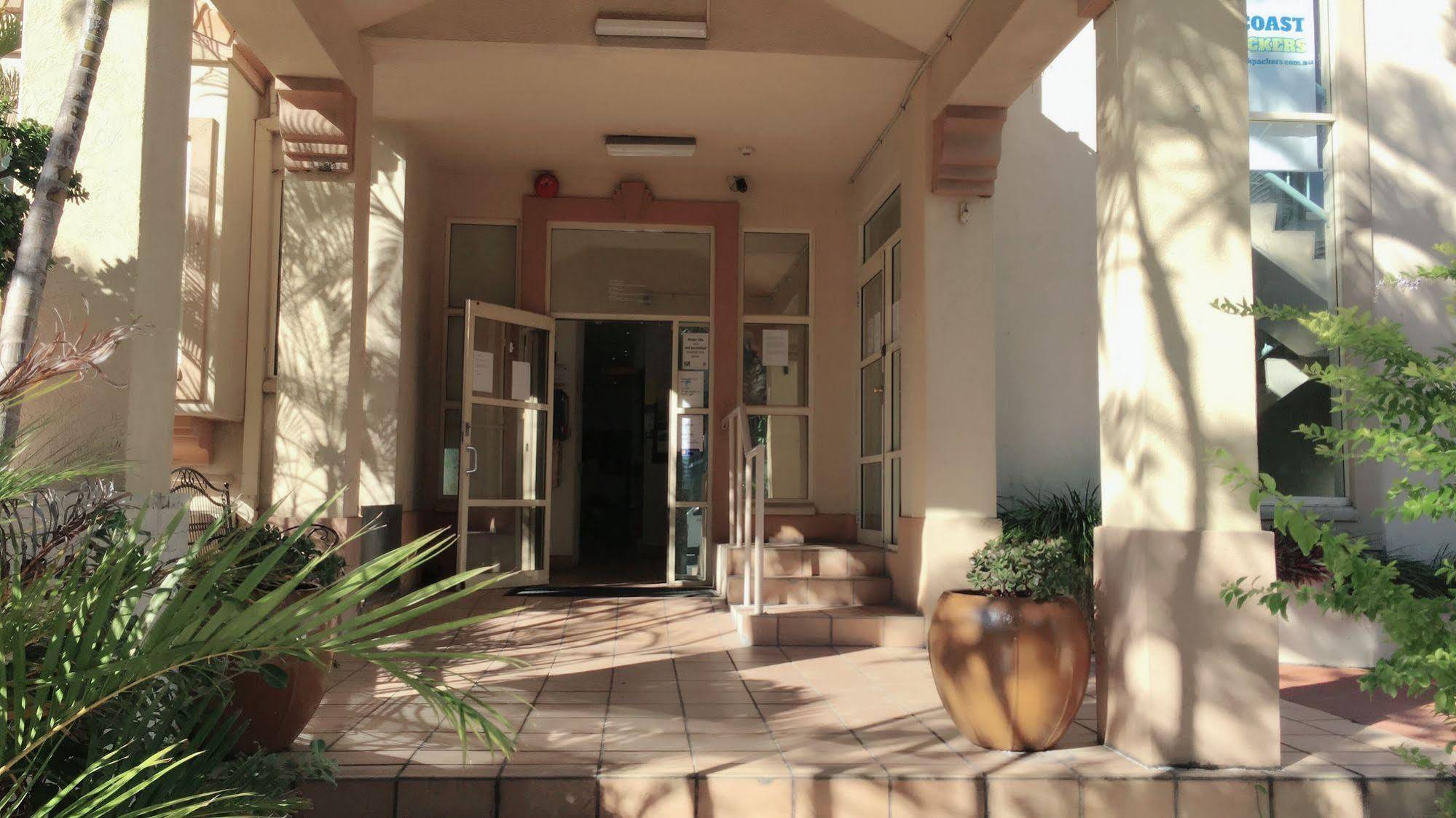 Gold Coast Hostel Bagian luar foto