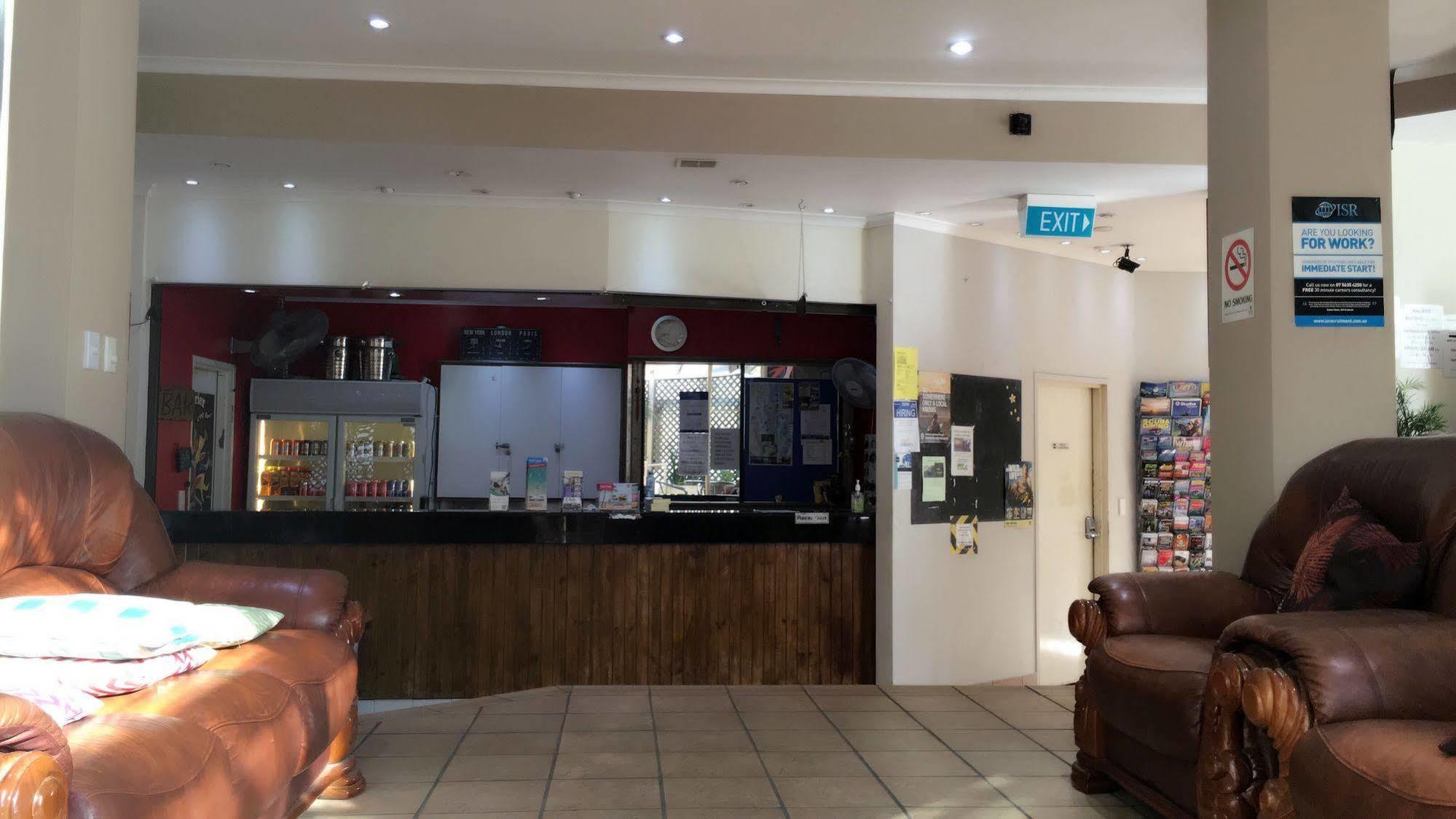 Gold Coast Hostel Bagian luar foto