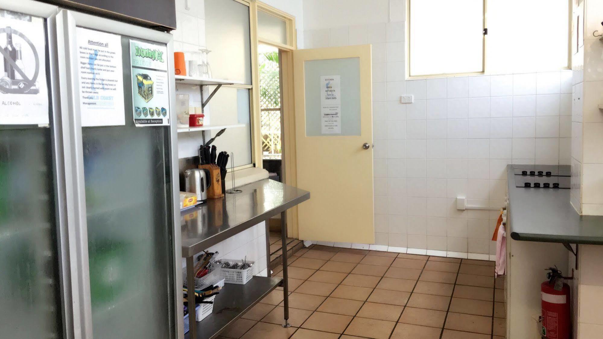 Gold Coast Hostel Bagian luar foto