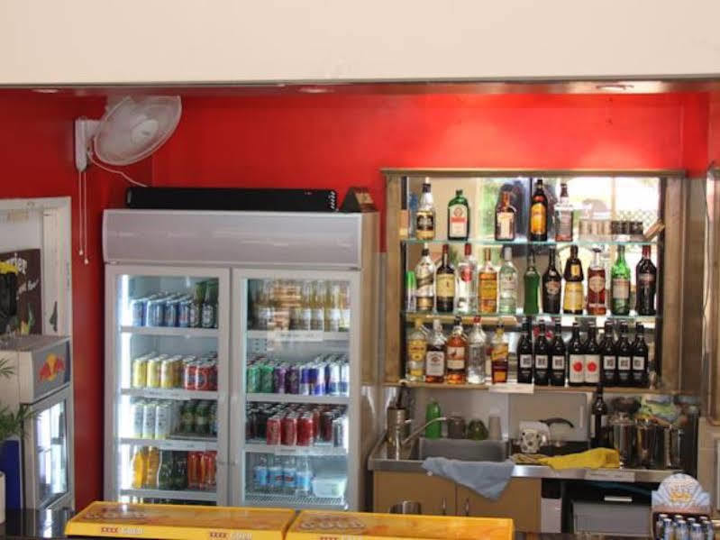 Gold Coast Hostel Bagian luar foto