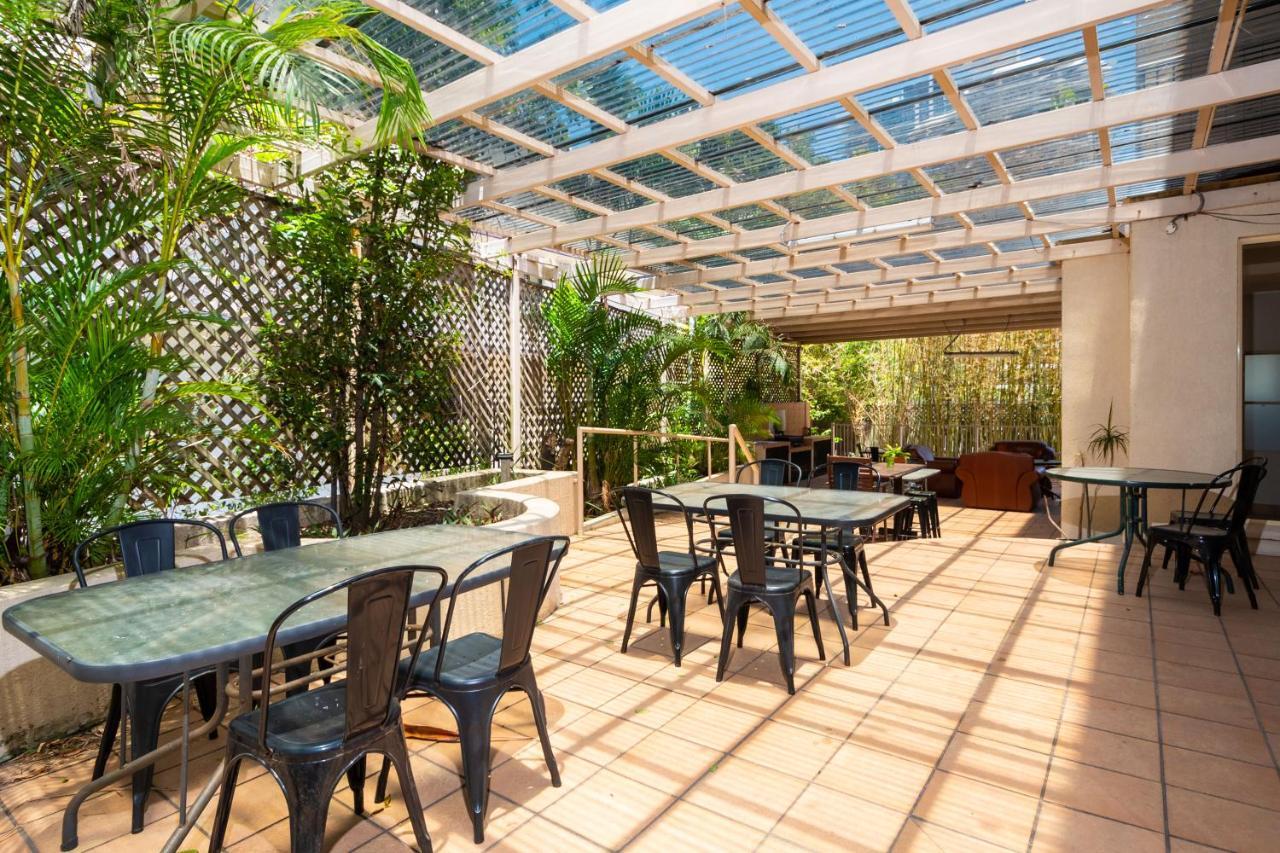 Gold Coast Hostel Bagian luar foto