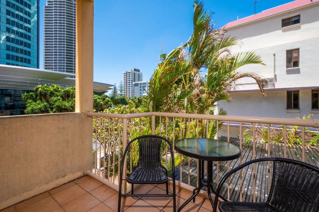 Gold Coast Hostel Bagian luar foto