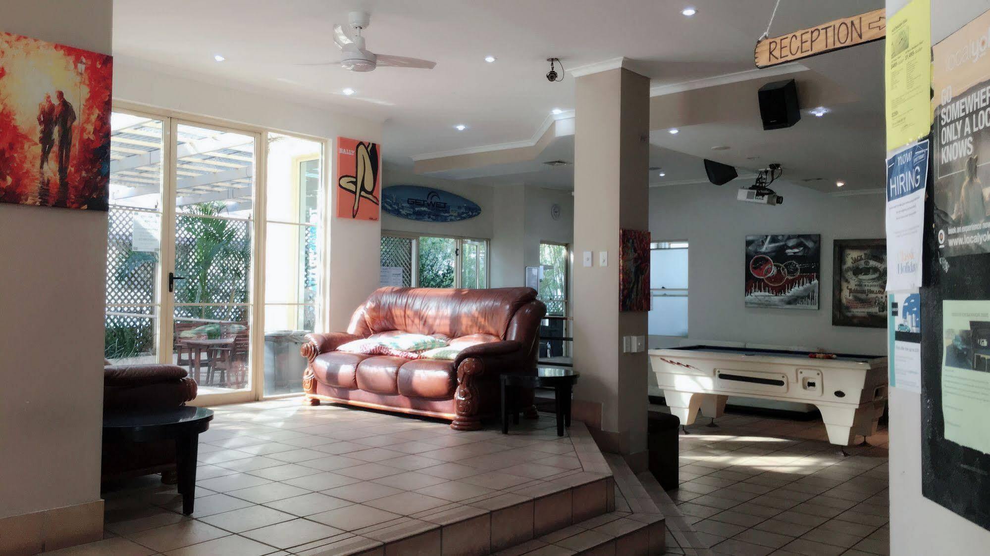 Gold Coast Hostel Bagian luar foto